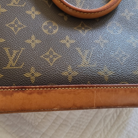 ✅️Authentic✅️ Alma PM - Picture 14 of 16